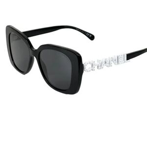 CHANEL Black Sunglasses